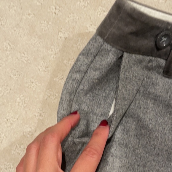 NWT Anthropologie Paper Boy Size 2 Wool/Velvet Gray Shorts - Picture 8 of 10